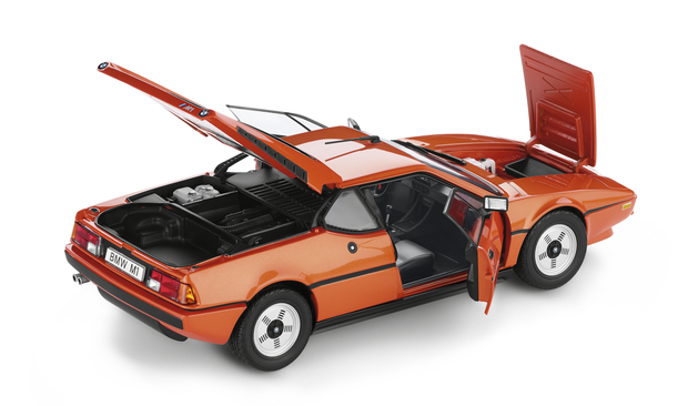 BMW M1 Heritage schaalmodel