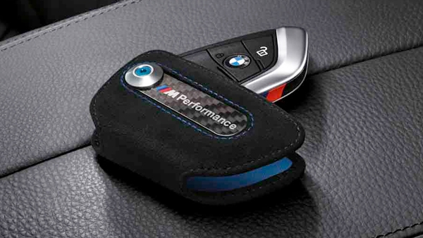 stuk ketting ondergeschikt BMW M Performance alcantara sleuteletui - 82292355519